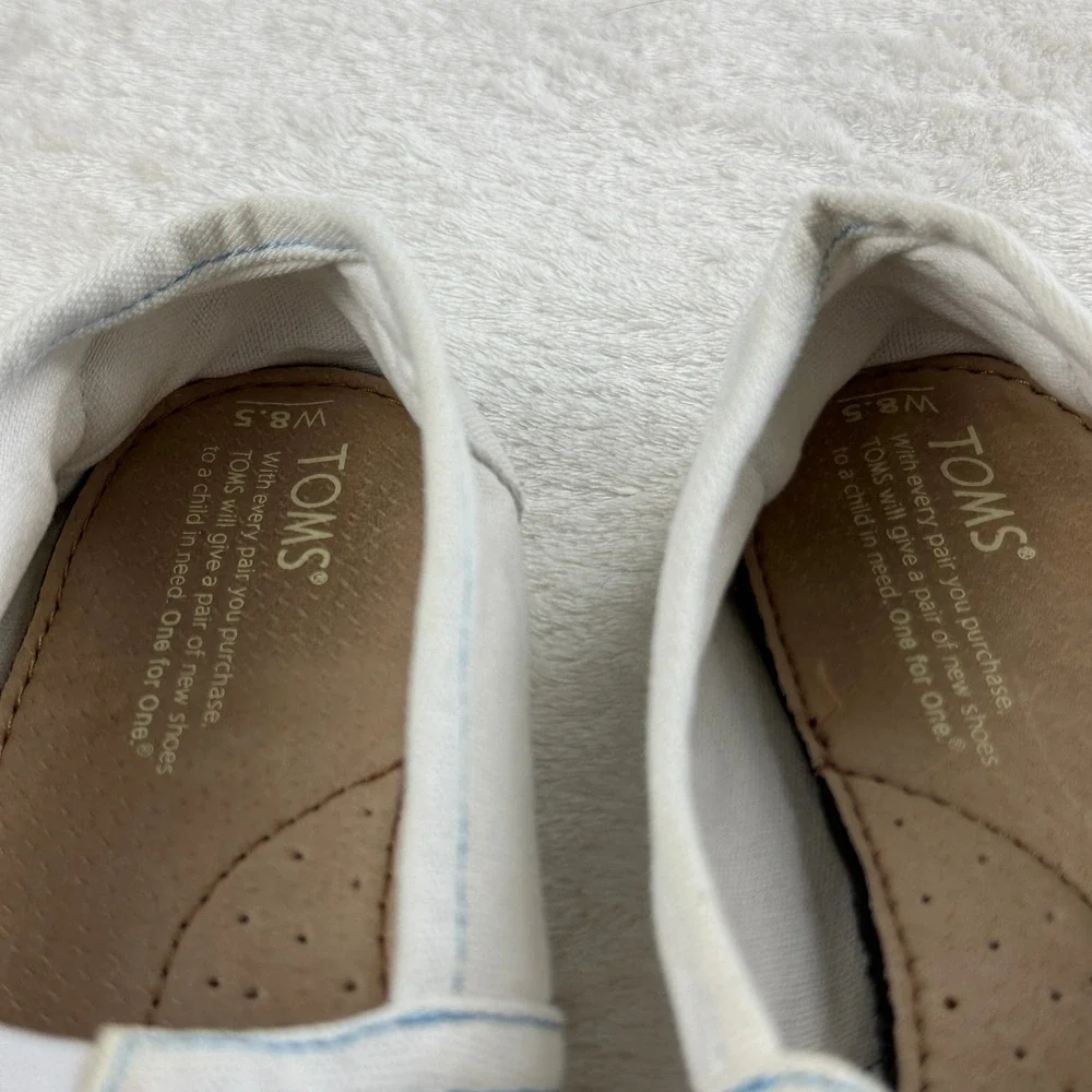 Toms Classic Alpargata Canvas Slip On Flat Shoe Women 8.5 White Comfy Minimalist